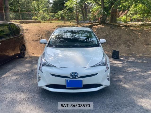 Toyota PRIUS 2015-12 7216492-0