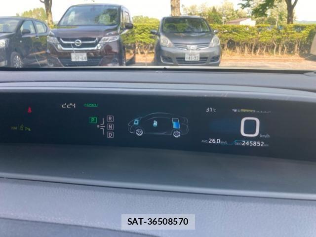 Toyota PRIUS 2015-12 7216492-19
