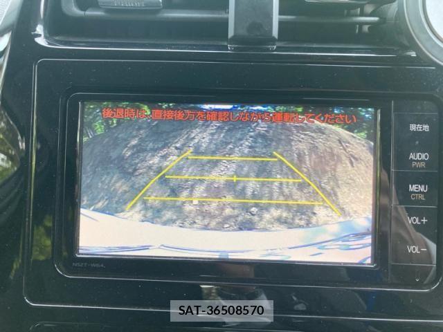 Toyota PRIUS 2015-12 7216492-23