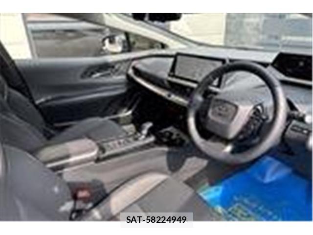 Toyota PRIUS 2024-08 7223842-12