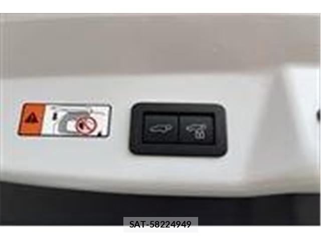 Toyota PRIUS 2024-08 7223842-19