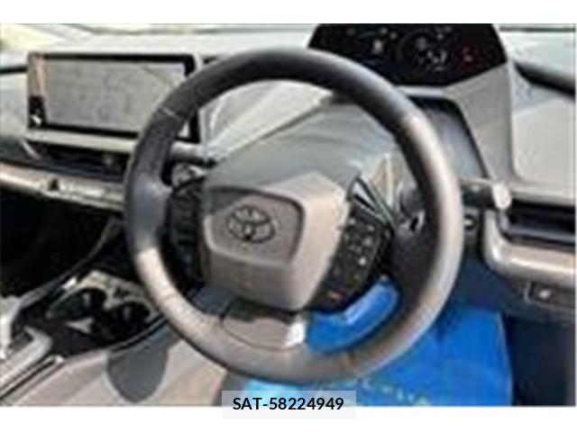 Toyota PRIUS 2024-08 7223842-25