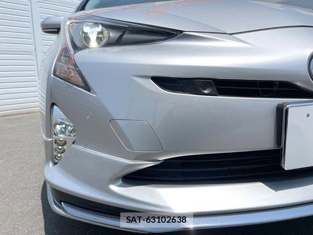 Toyota PRIUS 2016-09 7223707-12