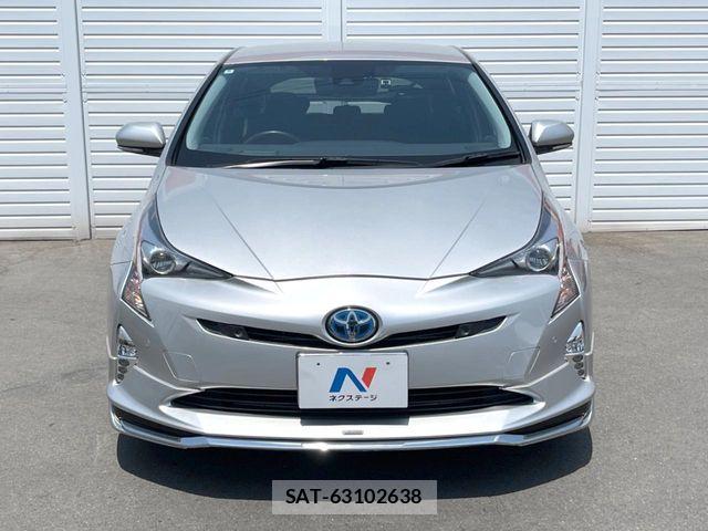 Toyota PRIUS 2016-09 7223707-14