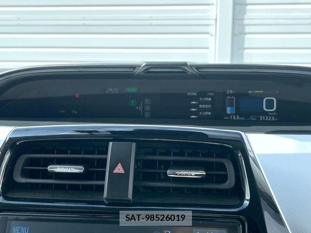 Toyota PRIUS 2018-02 7223736-11