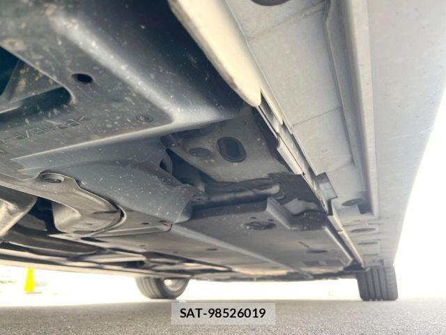 Toyota PRIUS 2018-02 7223736-19