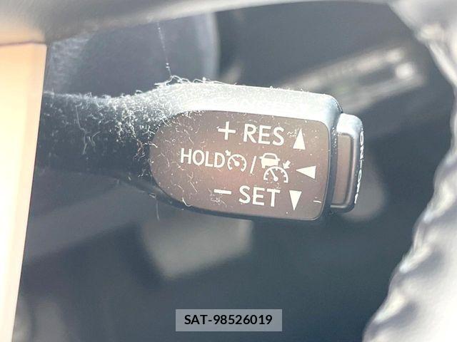 Toyota PRIUS 2018-02 7223736-5