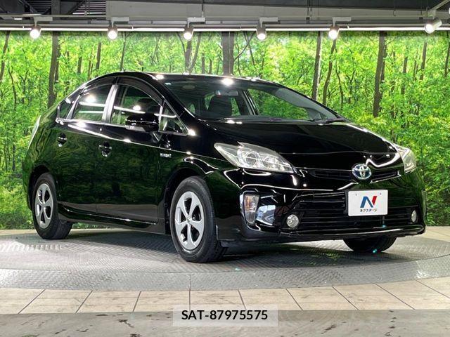 Toyota PRIUS 2013-05 7223657-15