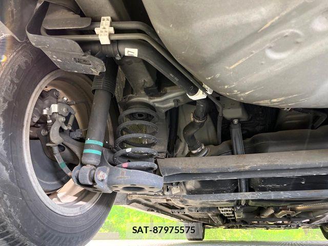 Toyota PRIUS 2013-05 7223657-19