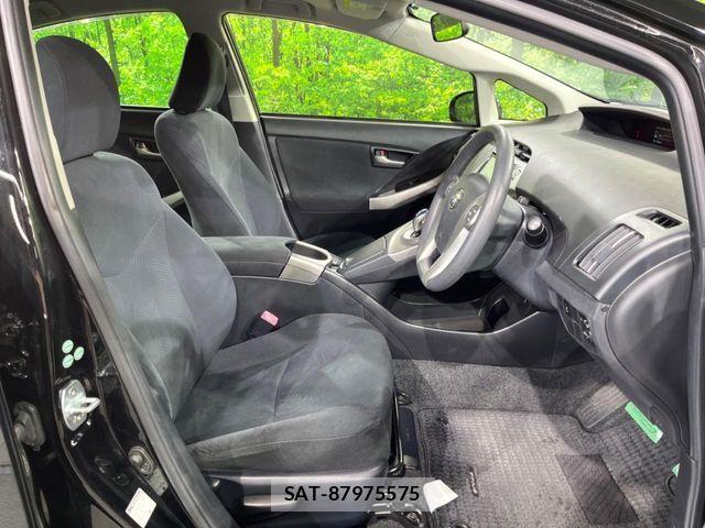 Toyota PRIUS 2013-05 7223657-7