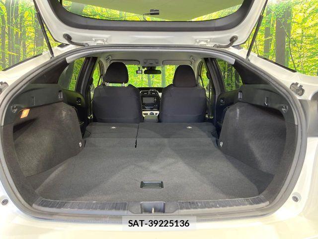Toyota PRIUS 2017-08 7223719-9