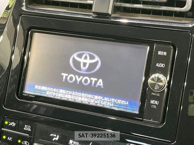Toyota PRIUS 2017-08 7223719-2