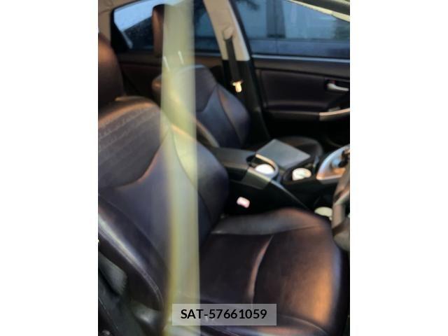 Toyota PRIUS 2013-07 7223664-14