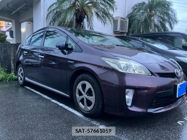 Toyota PRIUS 2013-07 7223664-1