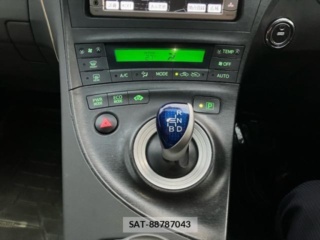 Toyota PRIUS 2009-10 7223616-18