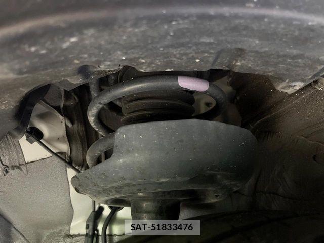 Toyota PRIUS 2023-05 7223810-19