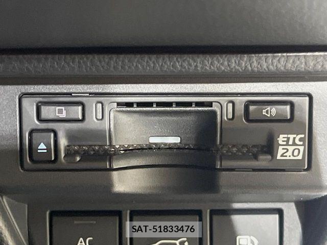Toyota PRIUS 2023-05 7223810-8