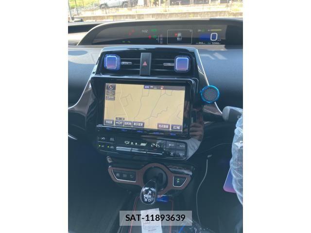Toyota PRIUS 2016-07 7219079-14