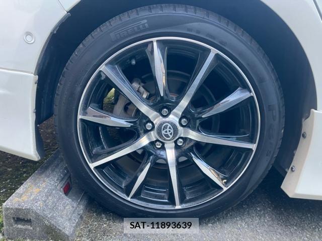 Toyota PRIUS 2016-07 7219079-6