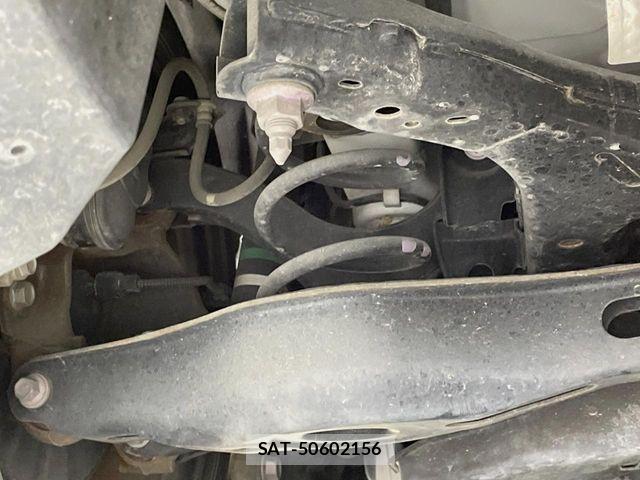 Toyota PRIUS 2023-04 7217760-19