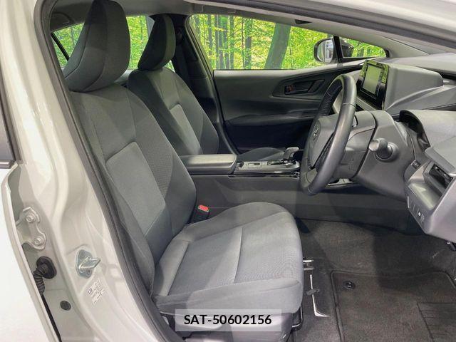 Toyota PRIUS 2023-04 7217760-7