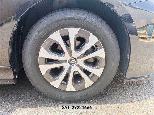 Toyota PRIUS 2019-07 7223773-13