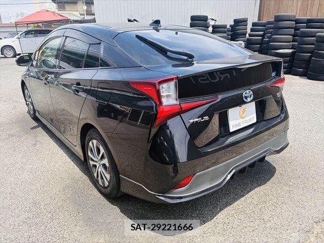 Toyota PRIUS 2019-07 7223773-19