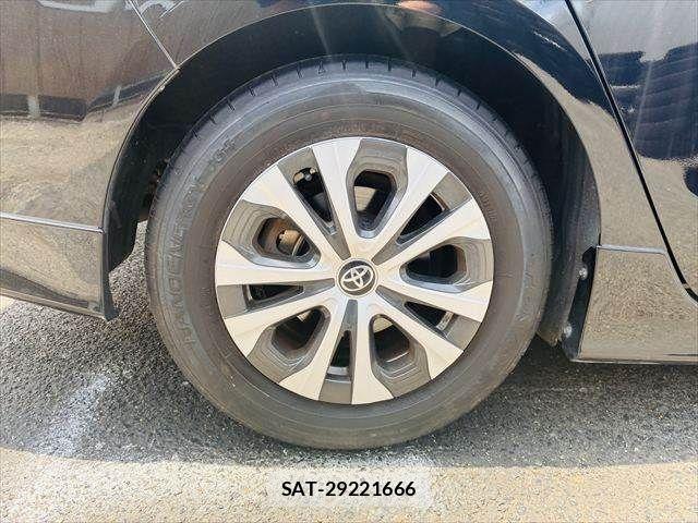 Toyota PRIUS 2019-07 7223773-27