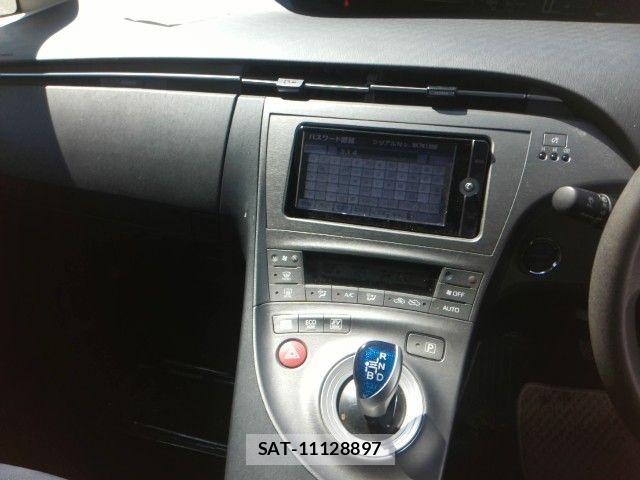 Toyota PRIUS 2012-08 7223647-5