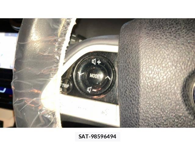 Toyota PRIUS 2016-11 7223708-13