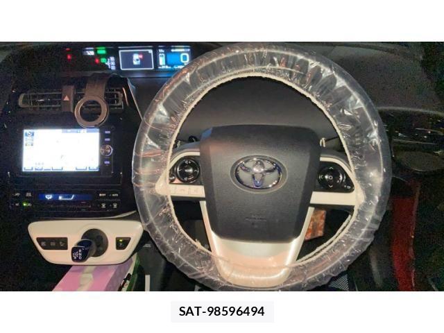 Toyota PRIUS 2016-11 7223708-6
