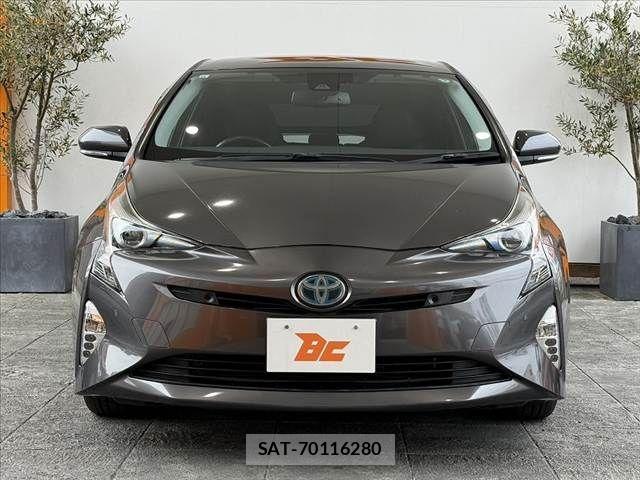 Toyota PRIUS 2017-09 7223729-8
