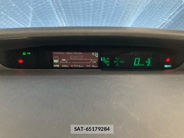 Toyota PRIUS 2012-02 7223644-18