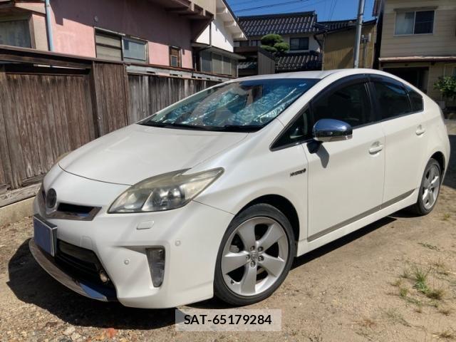 Toyota PRIUS 2012-02 7223644-1