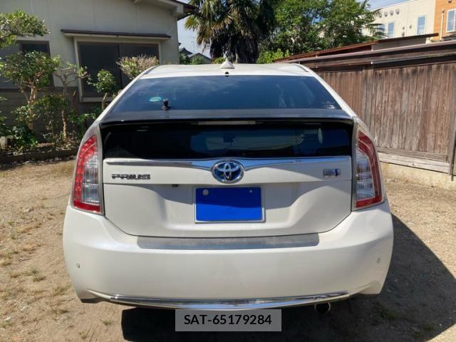 Toyota PRIUS 2012-02 7223644-3
