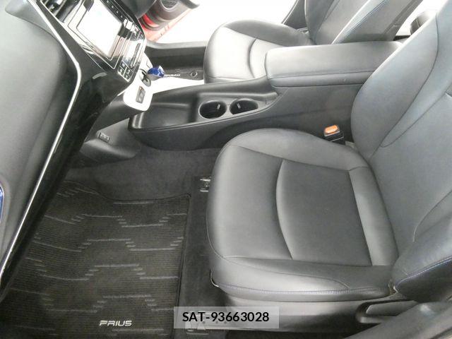 Toyota PRIUS 2016-06 7223703-14