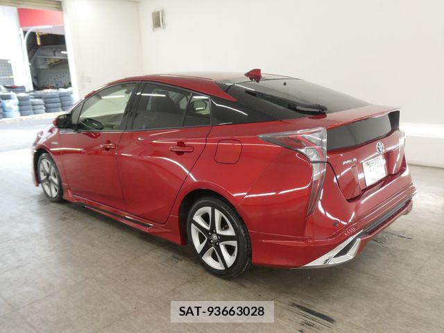 Toyota PRIUS 2016-06 7223703-1