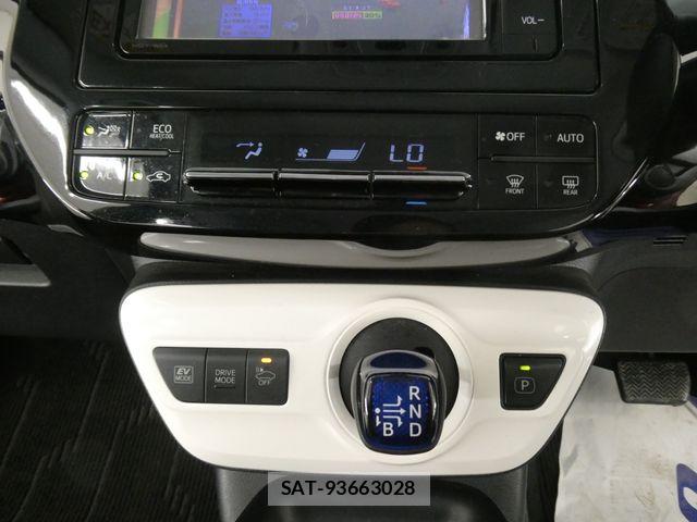 Toyota PRIUS 2016-06 7223703-23