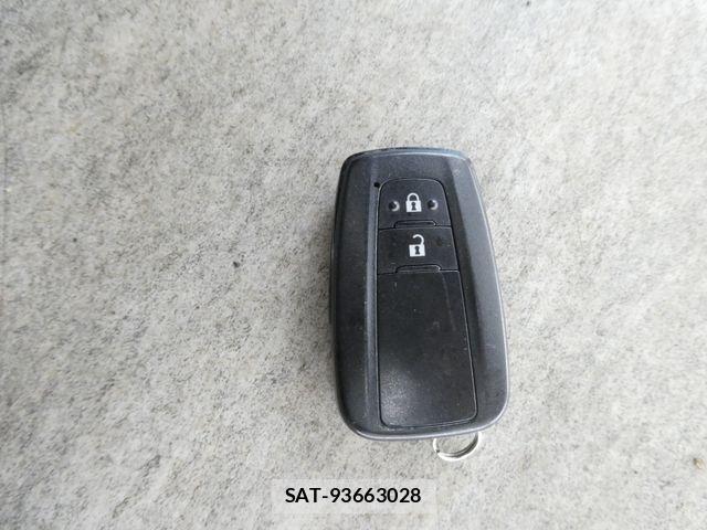 Toyota PRIUS 2016-06 7223703-29