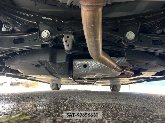 Toyota PRIUS 2023-05 7223815-19
