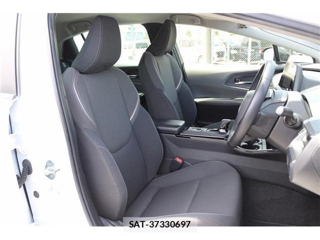 Toyota PRIUS 2023-02 7217077-14
