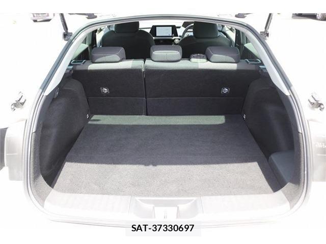 Toyota PRIUS 2023-02 7217077-18