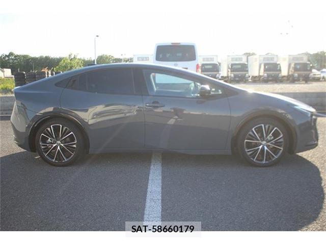 Toyota PRIUS 2024-08 7223850-14