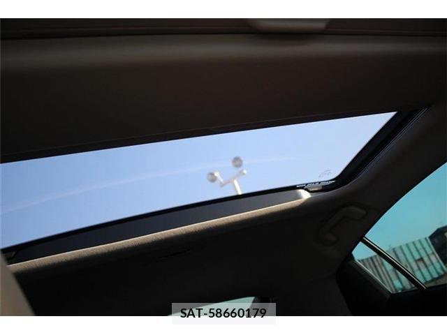 Toyota PRIUS 2024-08 7223850-1