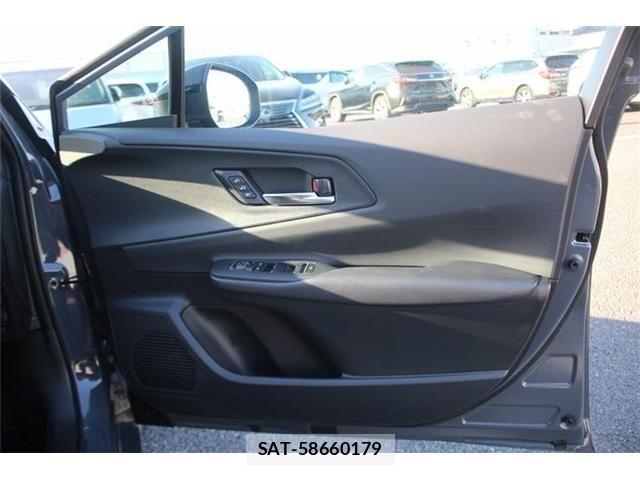 Toyota PRIUS 2024-08 7223850-20