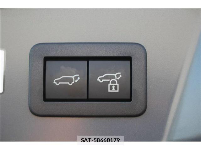 Toyota PRIUS 2024-08 7223850-4