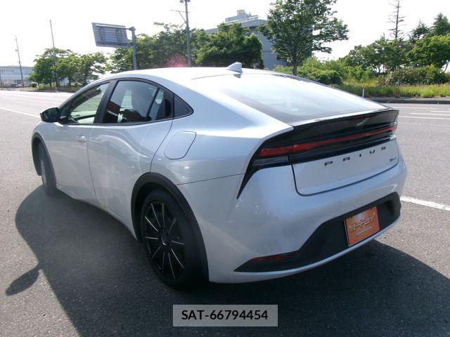 Toyota PRIUS 2023-02 7223800-14