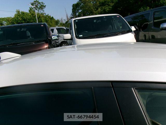 Toyota PRIUS 2023-02 7223800-16