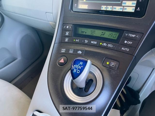Toyota PRIUS 2009-10 7223618-17