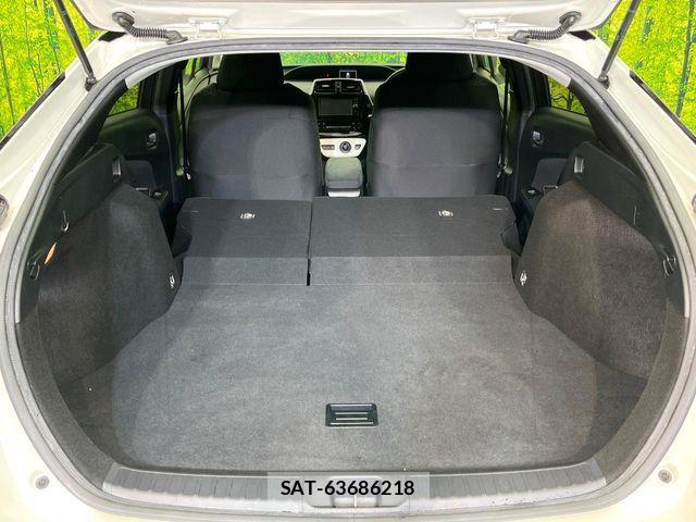 Toyota PRIUS 2018-05 7223748-10